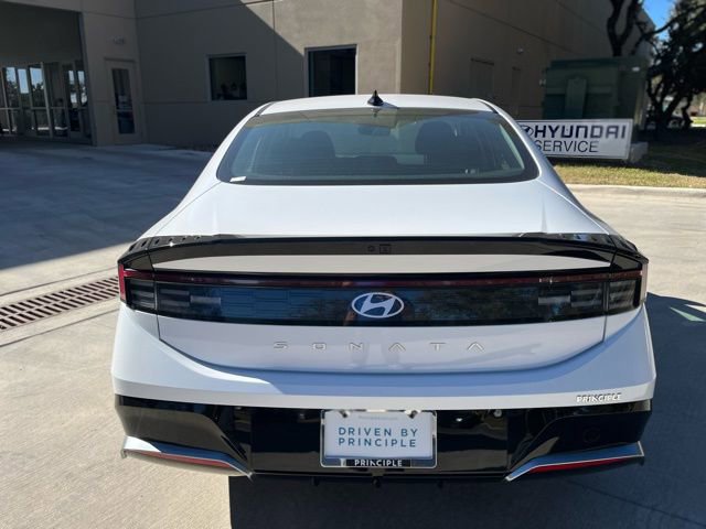 Certified 2025 Hyundai Sonata SEL image 3
