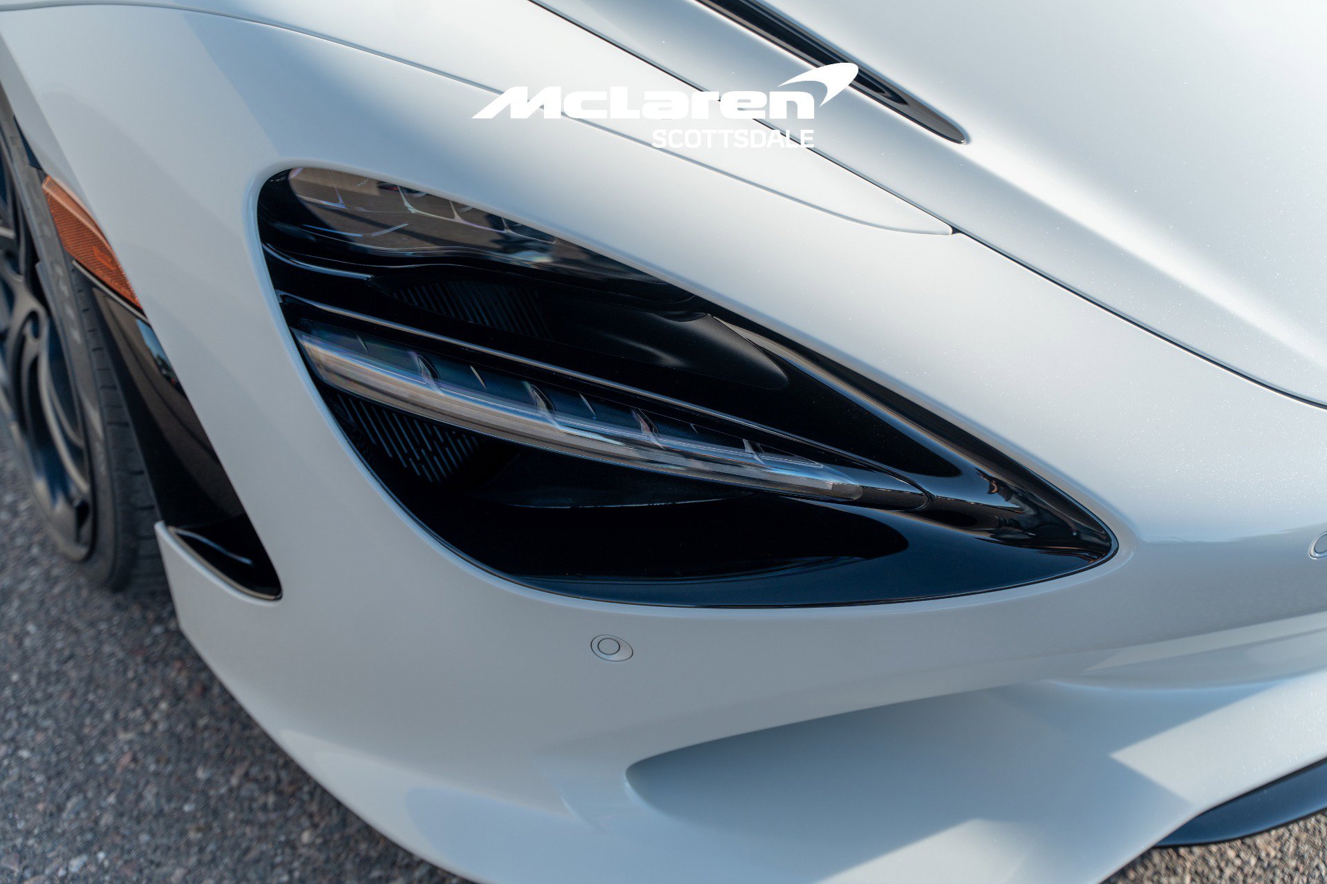 Used 2026 McLaren 750S Spider RWD image 18