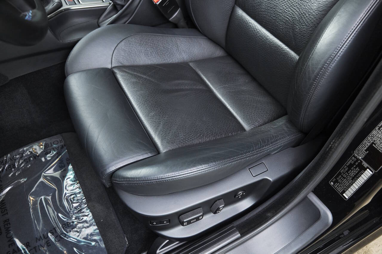 Used 2003 BMW M5 RWD image 71