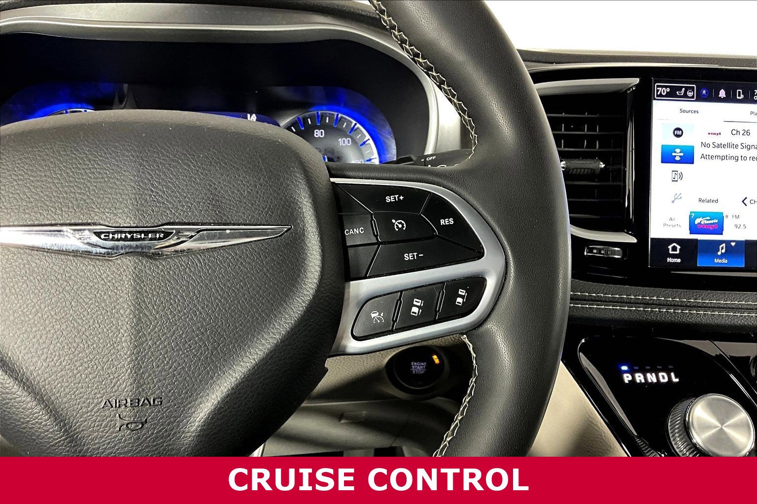 Used 2022 Chrysler Pacifica Touring-L FWD image 11