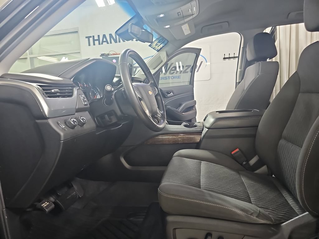 Certified 2019 Chevrolet Tahoe LS w/ Enhanced Driver Alert Package AWD/4WD image 19