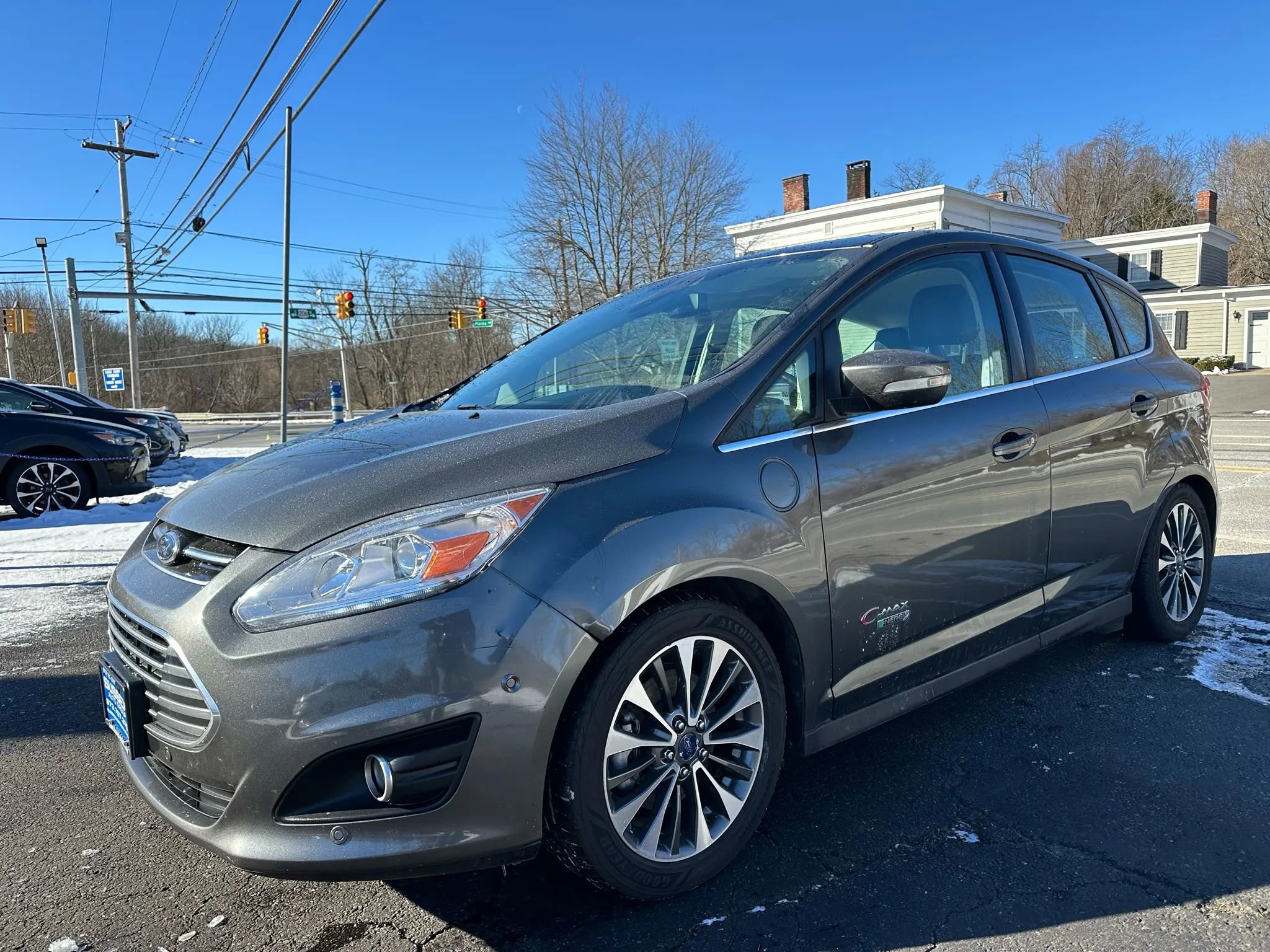 Used 2017 Ford C-MAX Energi Titanium w/ Equipment Group 501A image 3
