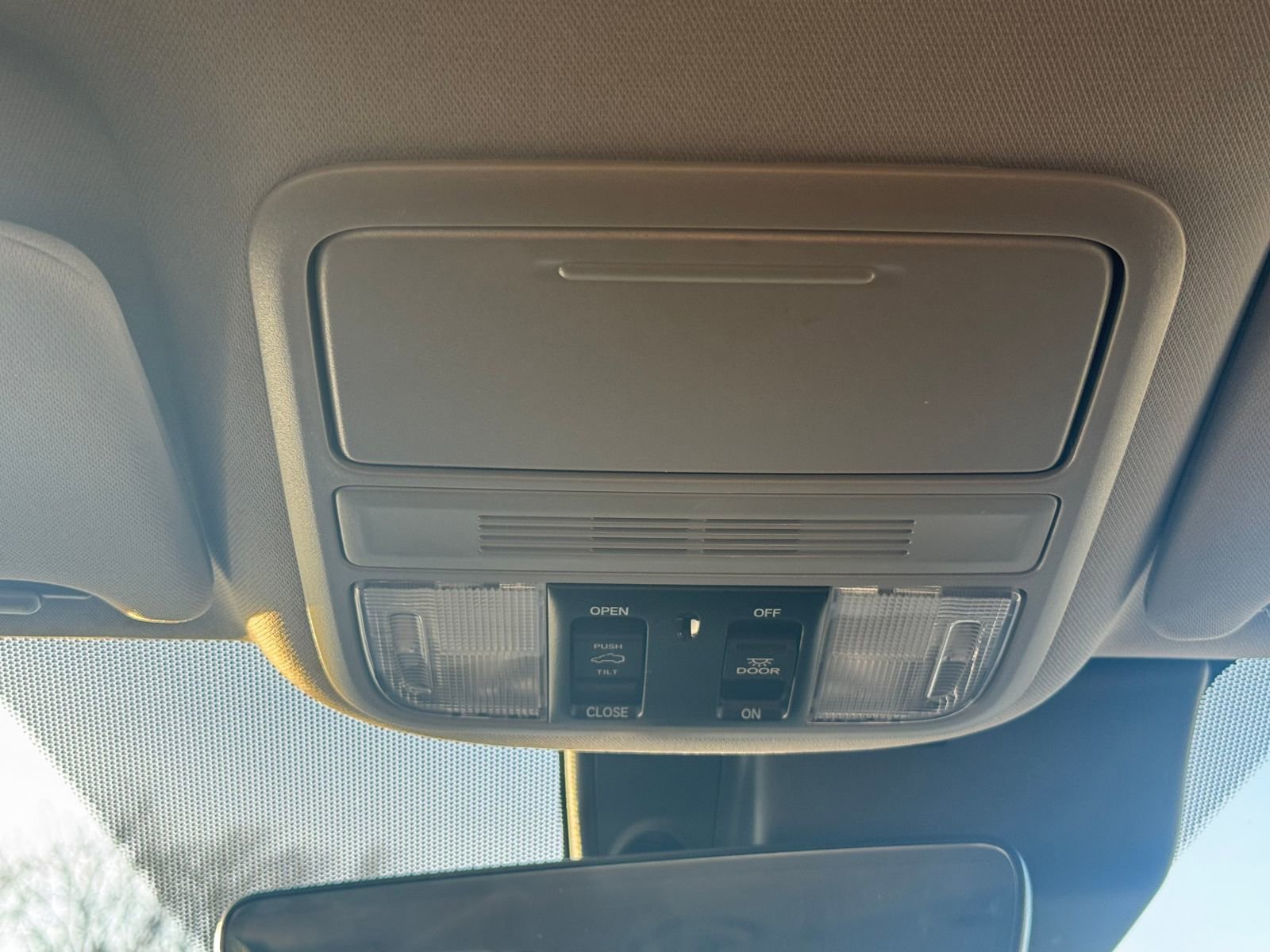 Used 2019 Honda Pilot EX-L image 25