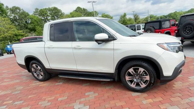 Used 2017 Honda Ridgeline RTL-T image 3