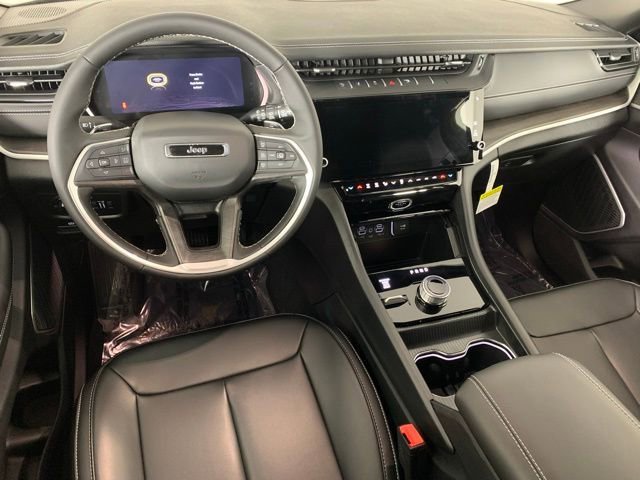 New 2026 Jeep Grand Cherokee Limited AWD/4WD image 13
