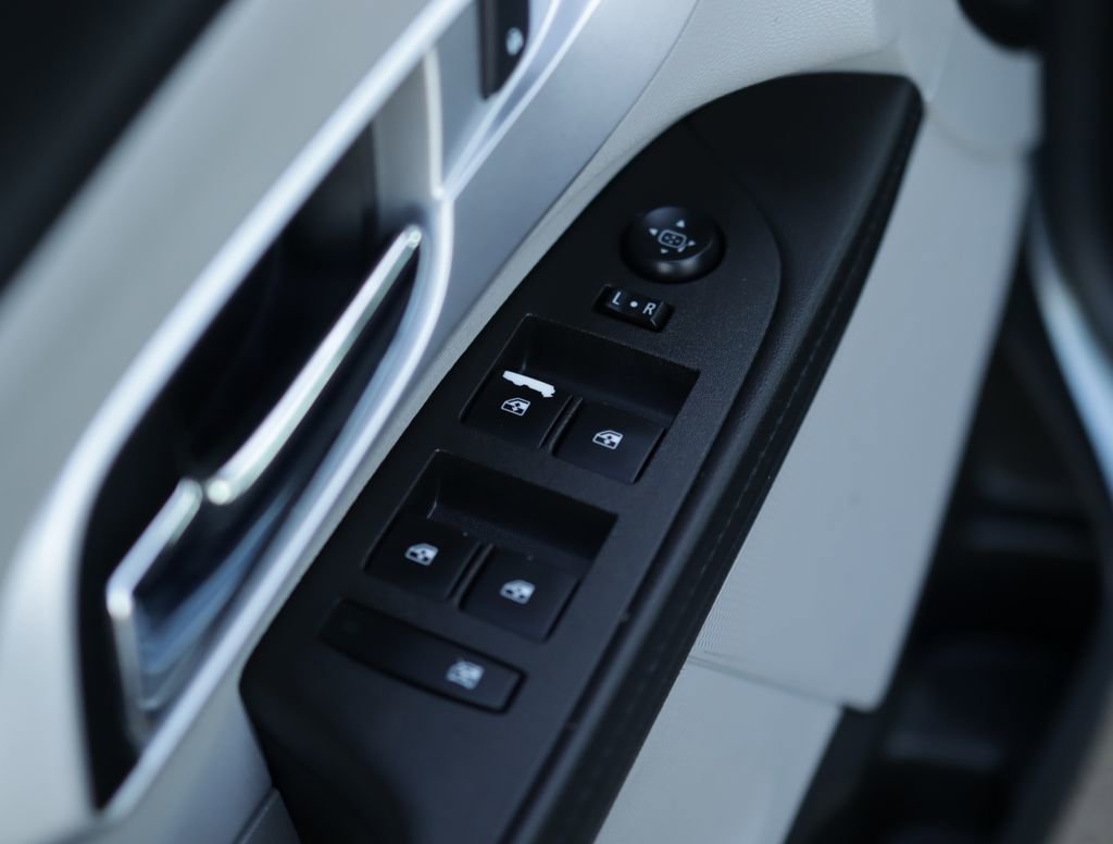 Used 2015 Chevrolet Equinox LS image 20