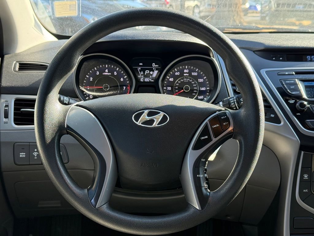 Used 2016 Hyundai Elantra SE image 21