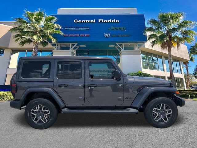 New 2026 Jeep Wrangler Unlimited Sahara AWD/4WD image 4