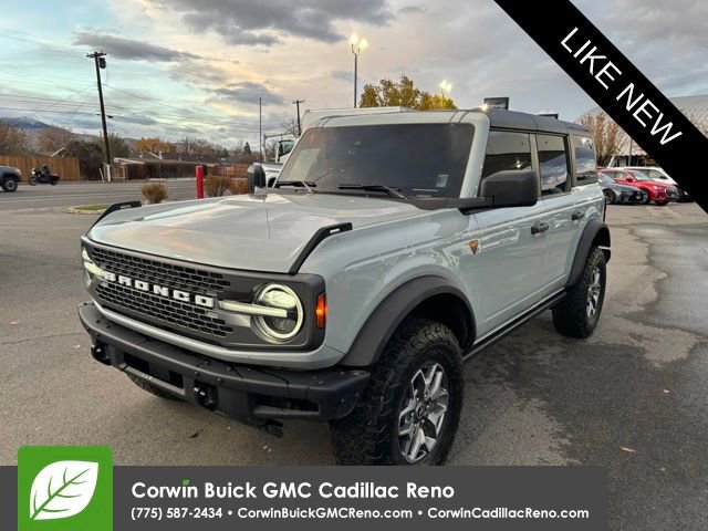 Used 2024 Ford Bronco Badlands image 1