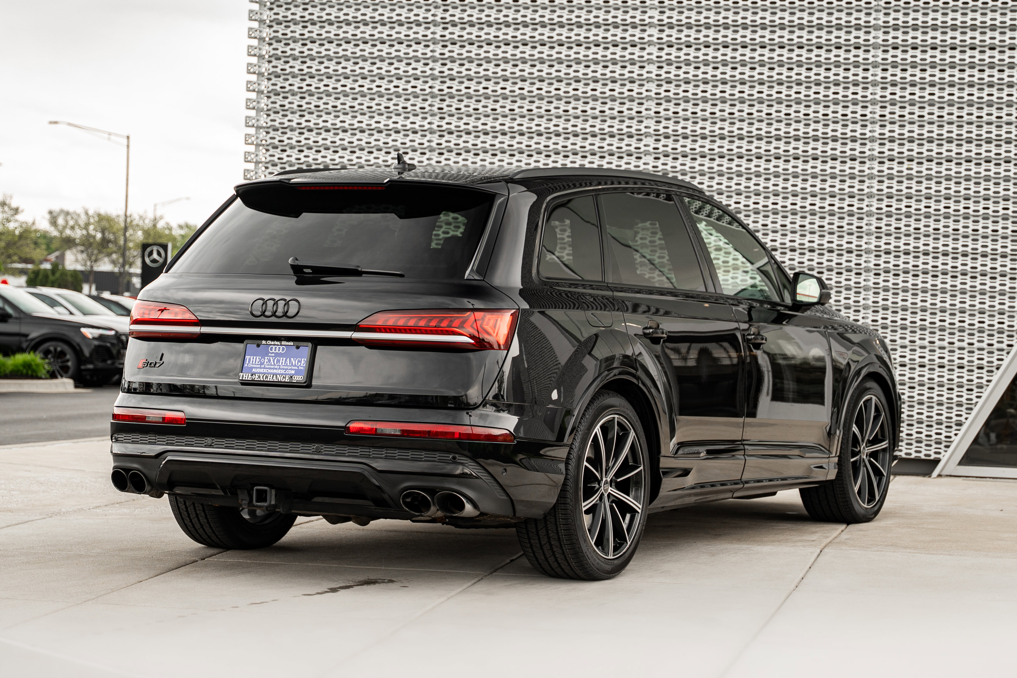 Used 2021 Audi SQ7 Prestige AWD/4WD image 4