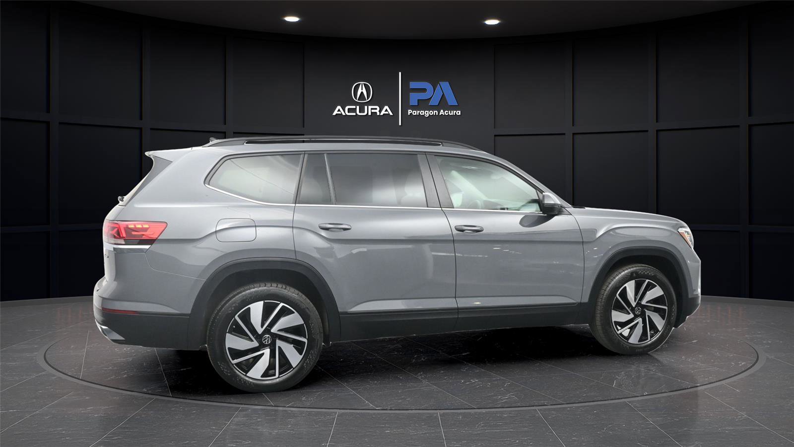 Used 2025 Volkswagen Atlas SE AWD/4WD image 25