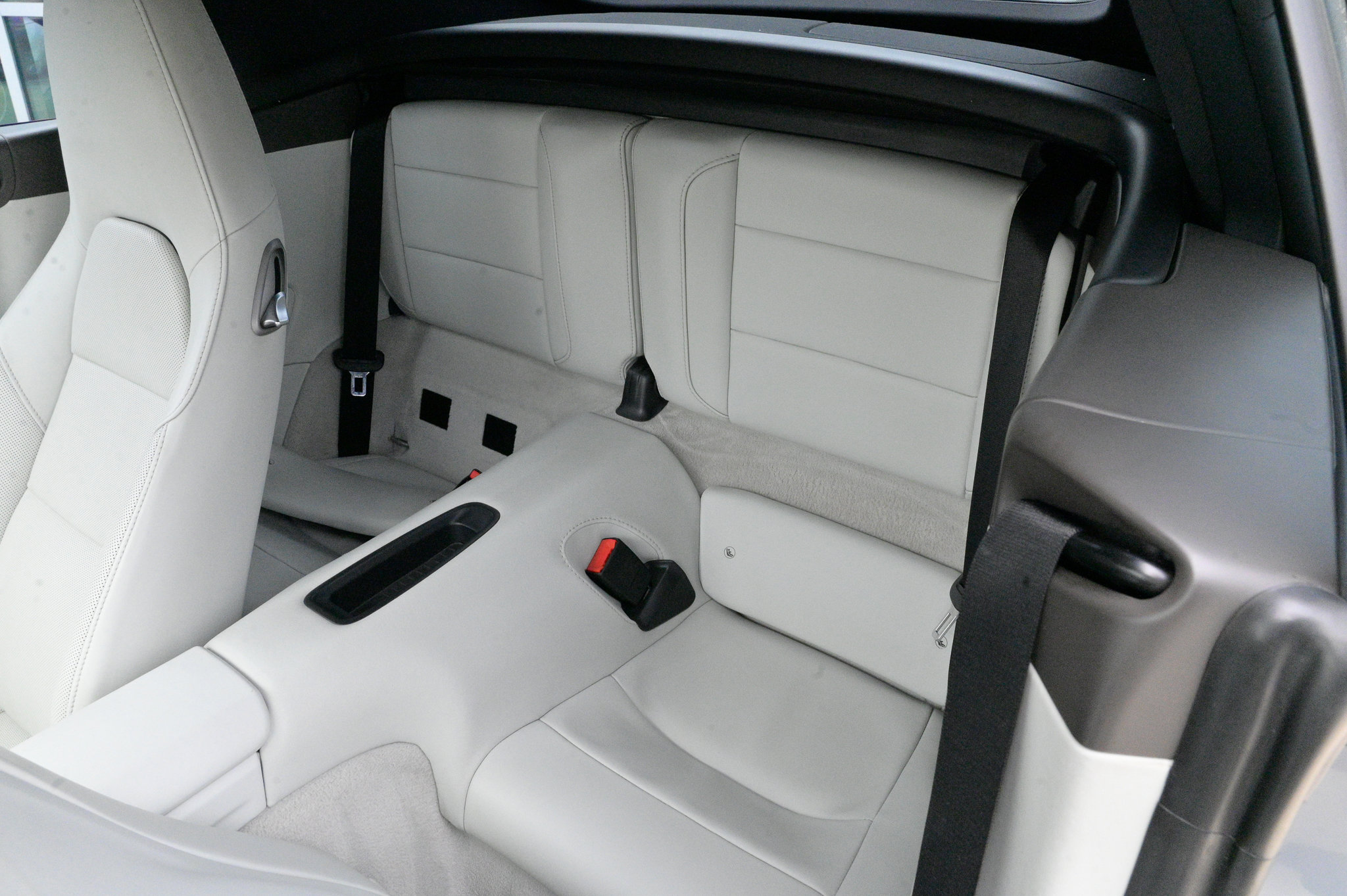 Used 2015 Porsche 911 Turbo image 22