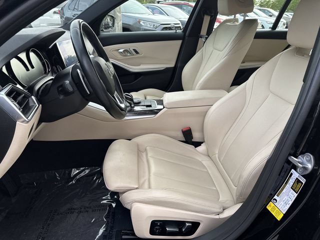 Used 2020 BMW 330i Sedan w/ Convenience Package RWD image 11