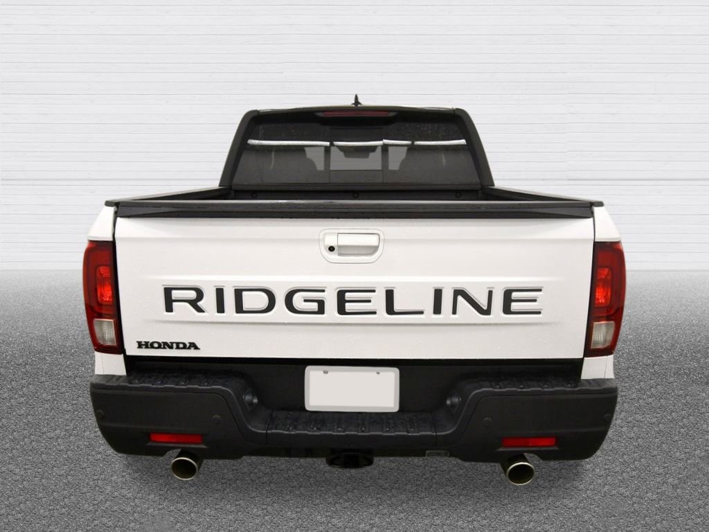 New 2026 Honda Ridgeline Black Edition image 4