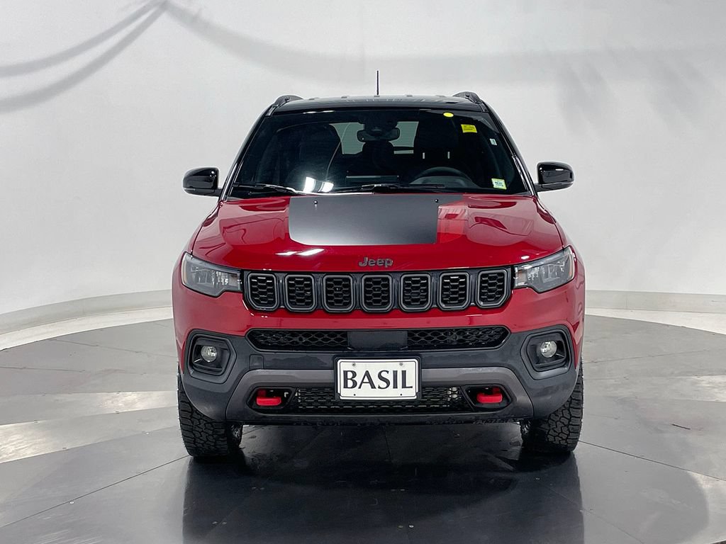 Used 2026 Jeep Compass Trailhawk AWD/4WD image 9