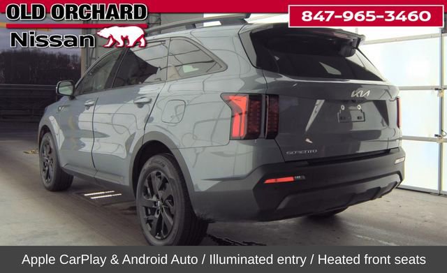 Used 2023 Kia Sorento S image 6