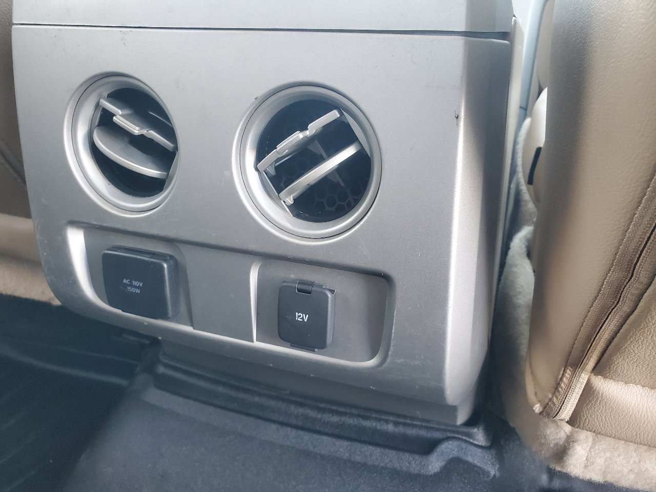 Used 2014 Ford F150 Lariat w/ Equipment Group 502A Luxury image 25