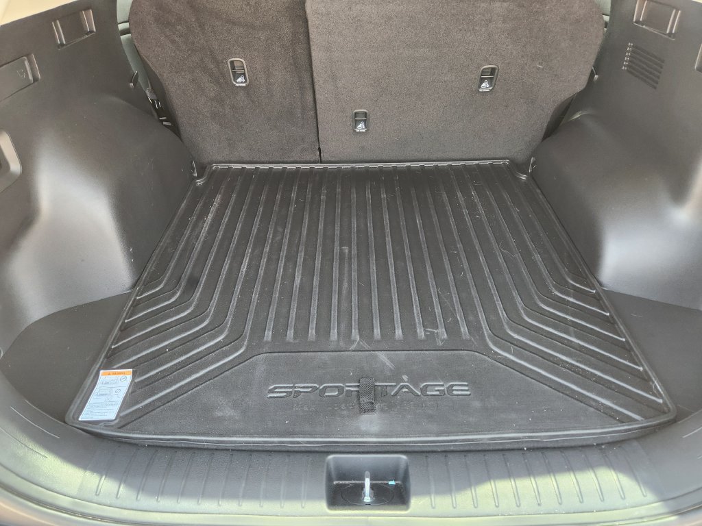New 2026 Kia Sportage EX FWD image 21