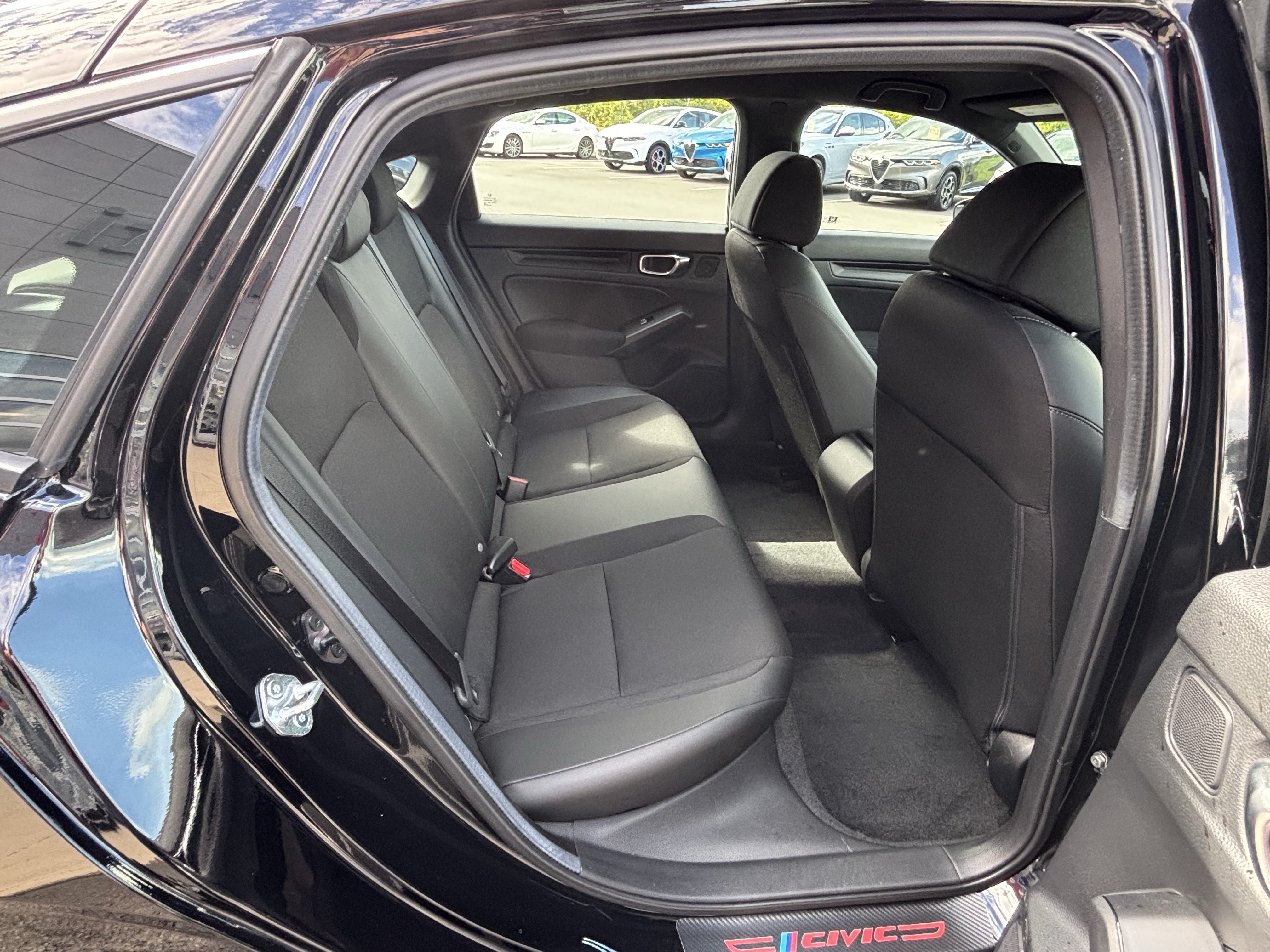 Used 2025 Honda Civic Sport image 39