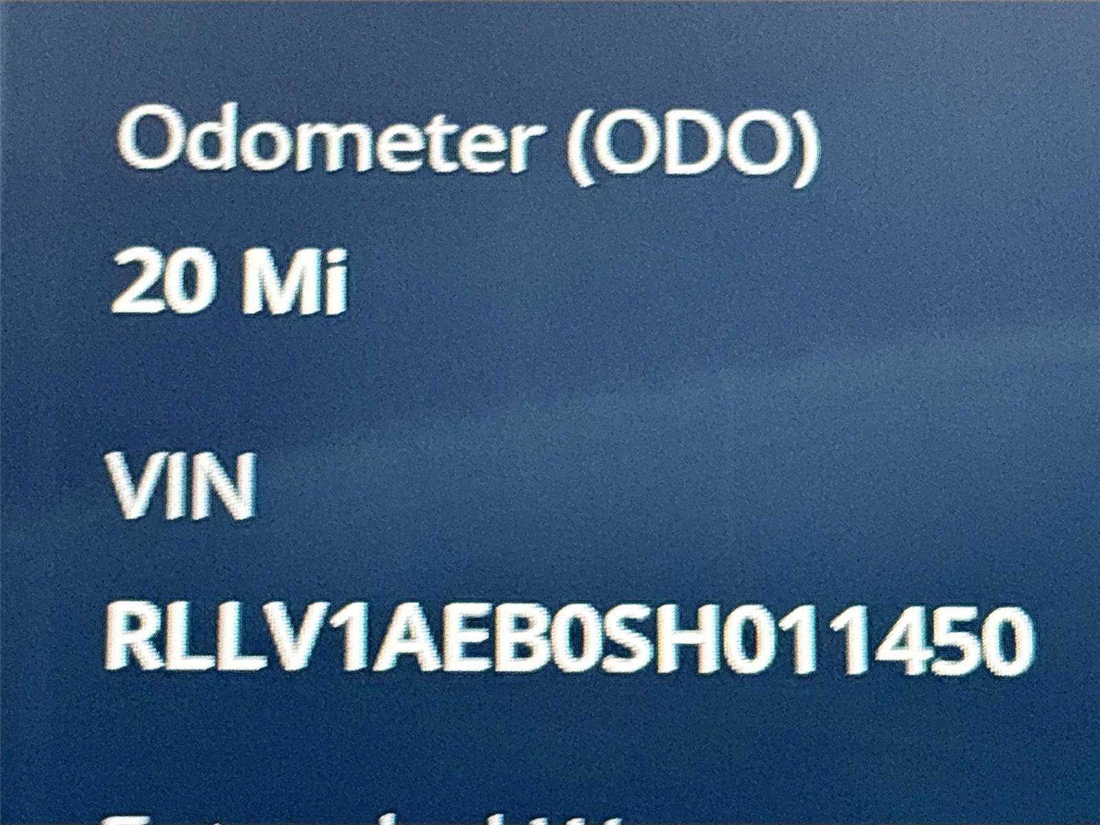 New 2025 VinFast VF 8 Eco image 12