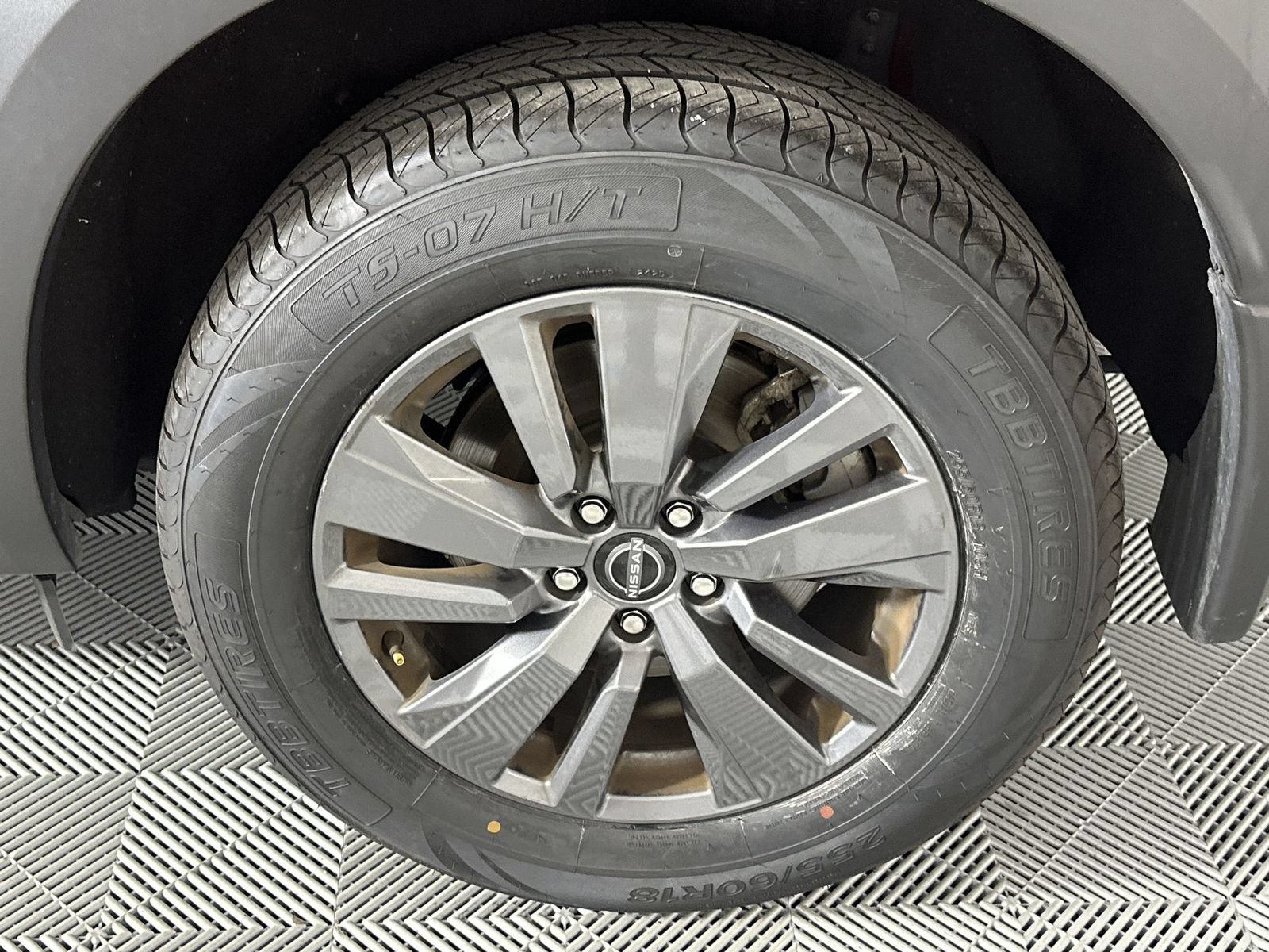 Certified 2024 Nissan Pathfinder SV FWD image 10
