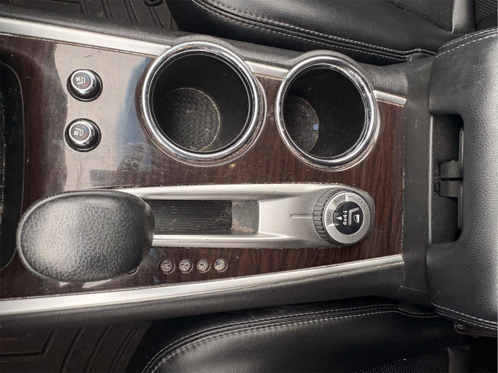 Used 2015 Nissan Pathfinder Platinum image 22