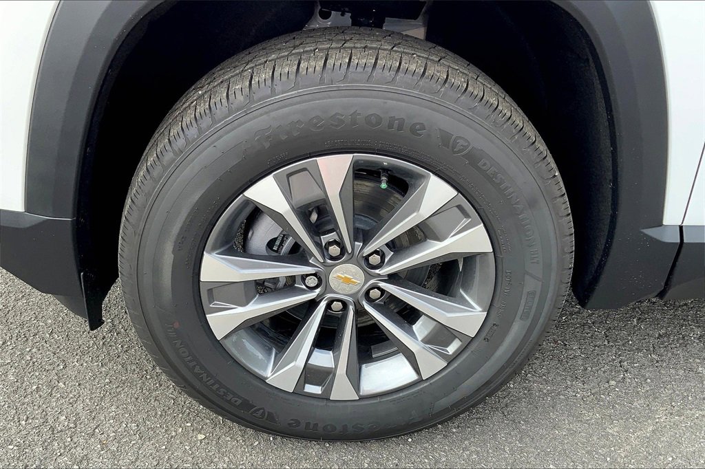 New 2026 Chevrolet Equinox LT image 13