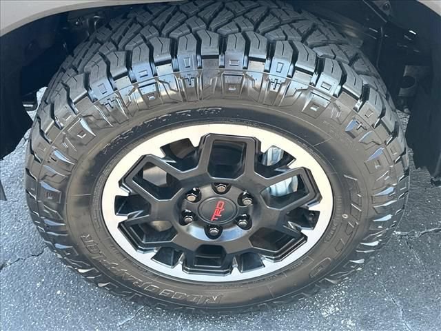 Used 2026 Toyota 4Runner TRD Off-Road Premium AWD/4WD image 39