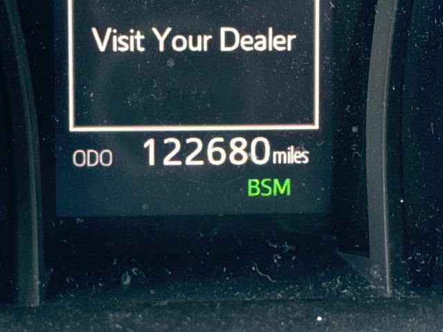 Used 2018 Toyota Camry SE w/ Audio Package FWD image 32