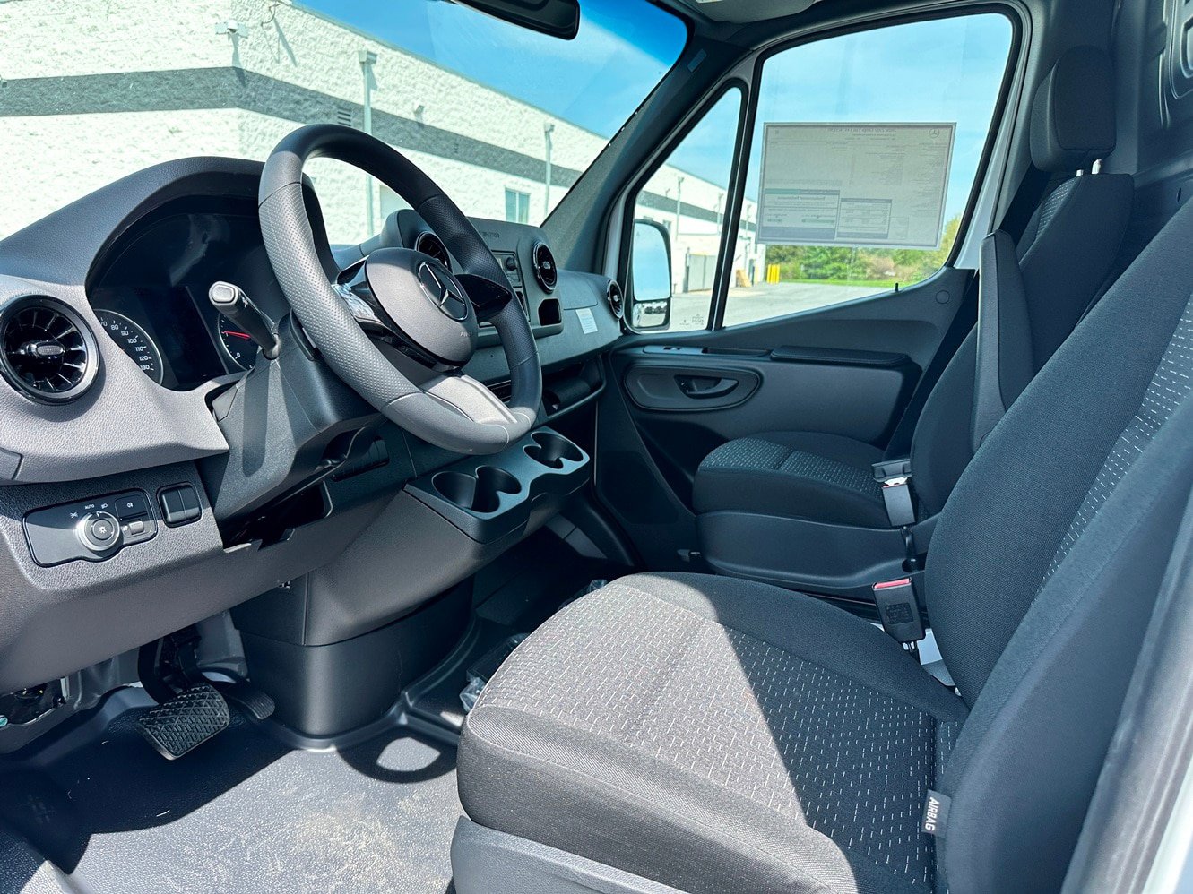 New 2026 Mercedes-Benz Sprinter 2500 image 9