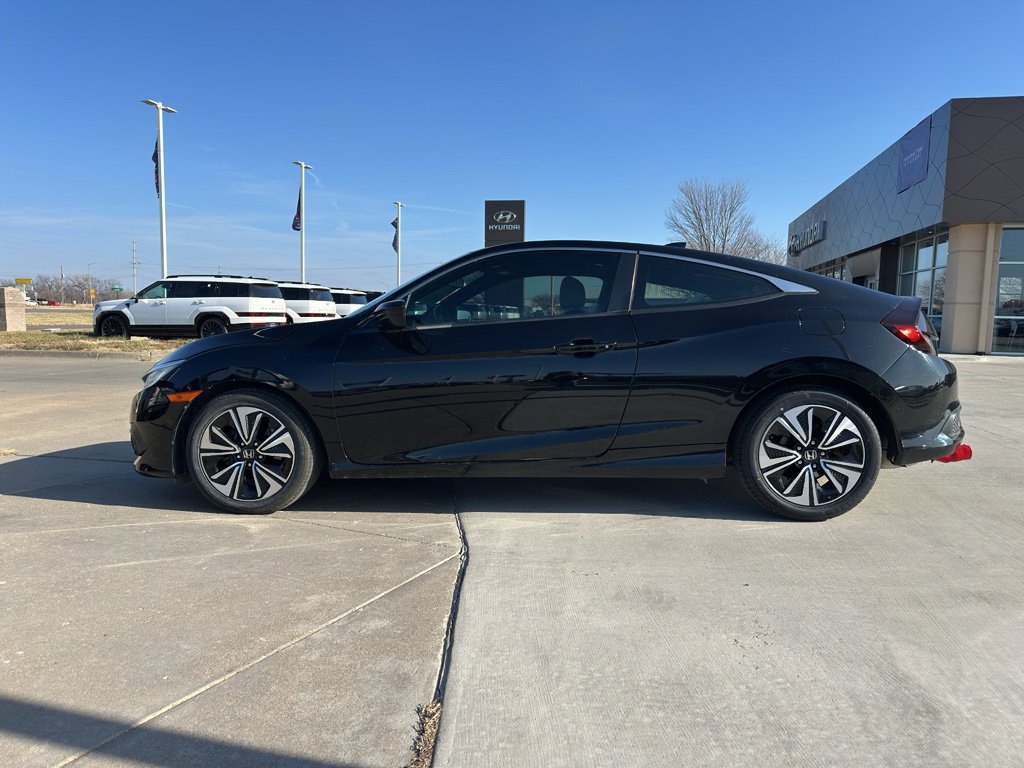 Used 2018 Honda Civic EX-T image 4