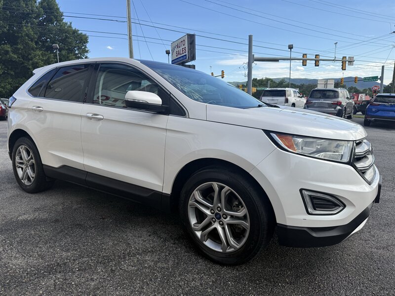 Used 2015 Ford Edge Titanium w/ Equipment Group 301A FWD image 6