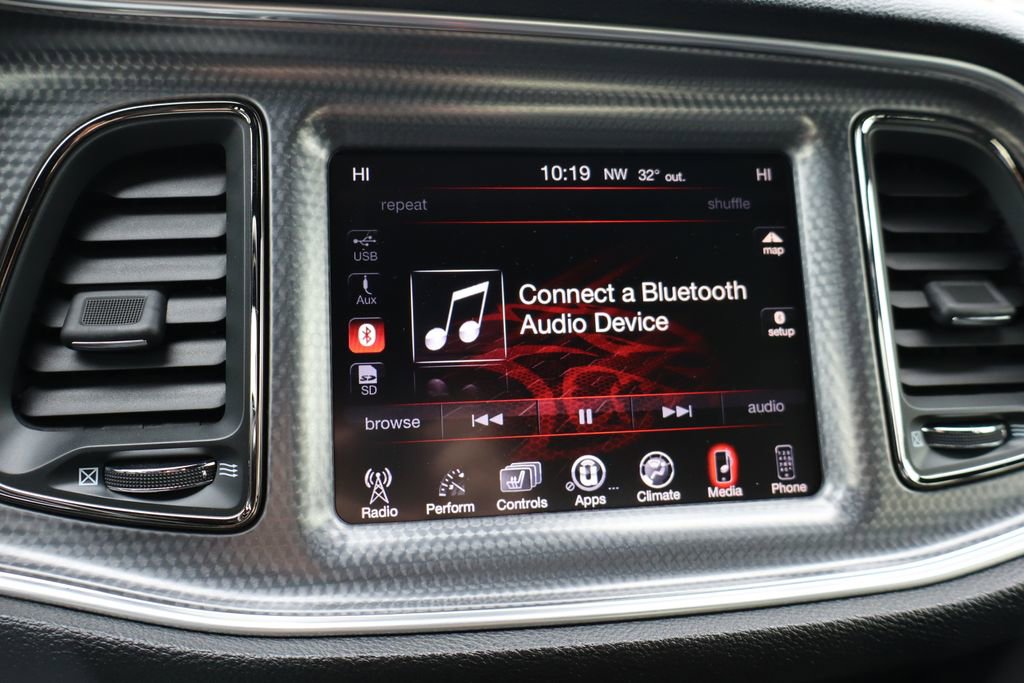 Used 2016 Dodge Challenger SRT Hellcat image 23