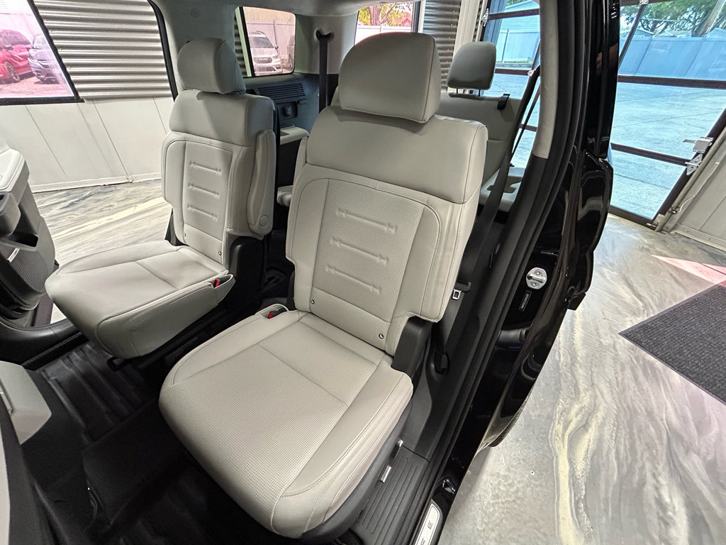 Used 2024 Hyundai Santa Fe Calligraphy AWD/4WD image 8