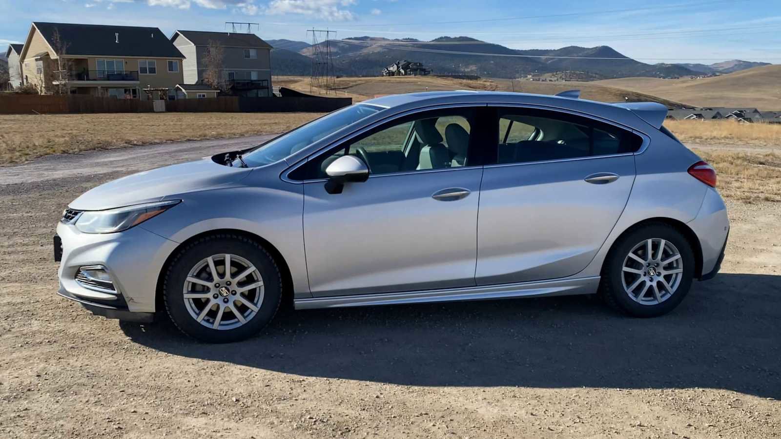 Used 2017 Chevrolet Cruze Premier image 5