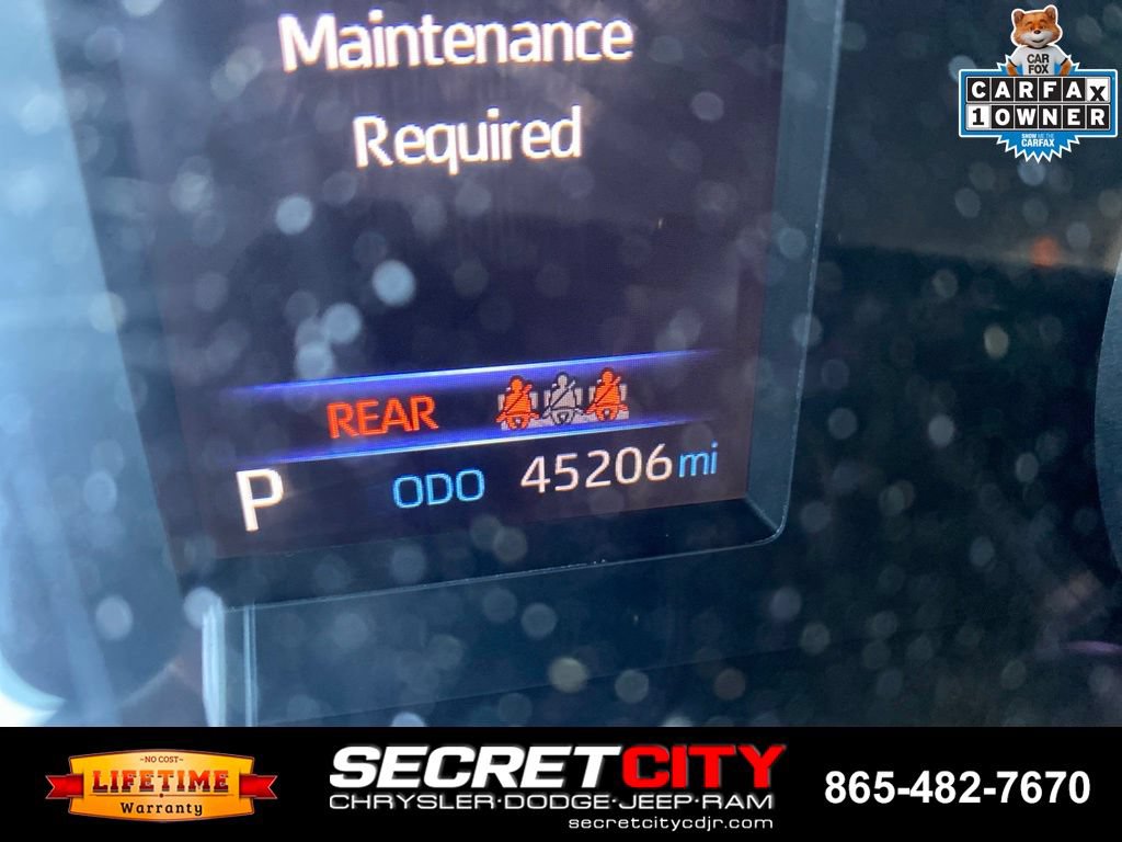 Used 2025 Toyota Tundra SR5 w/ TRD Off-Road Package AWD/4WD image 19