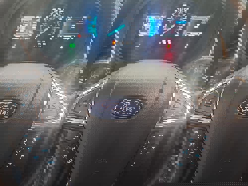 Used 2024 Ford Edge SEL w/ Sport Appearance Package image 16