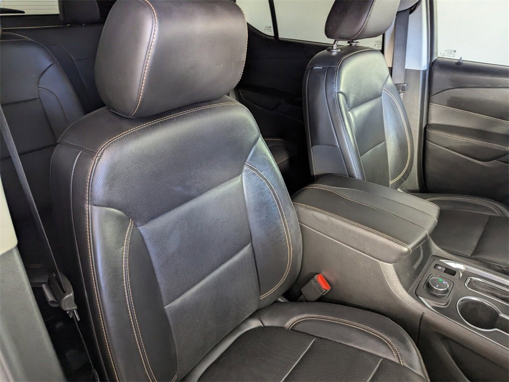 Used 2020 Chevrolet Traverse Premier w/ Redline Edition image 34