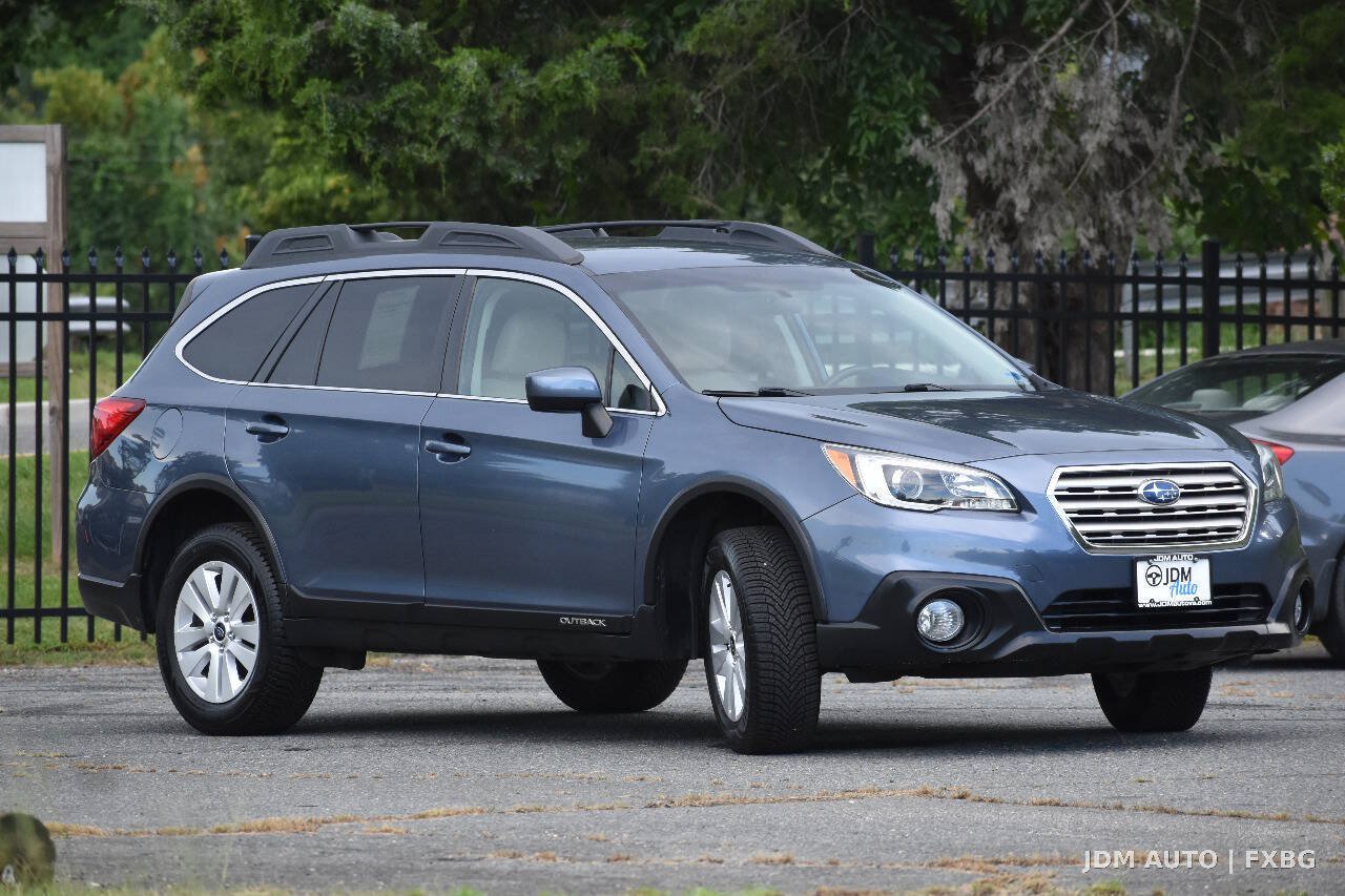 Used 2017 Subaru Outback 2.5i Premium AWD/4WD image 4