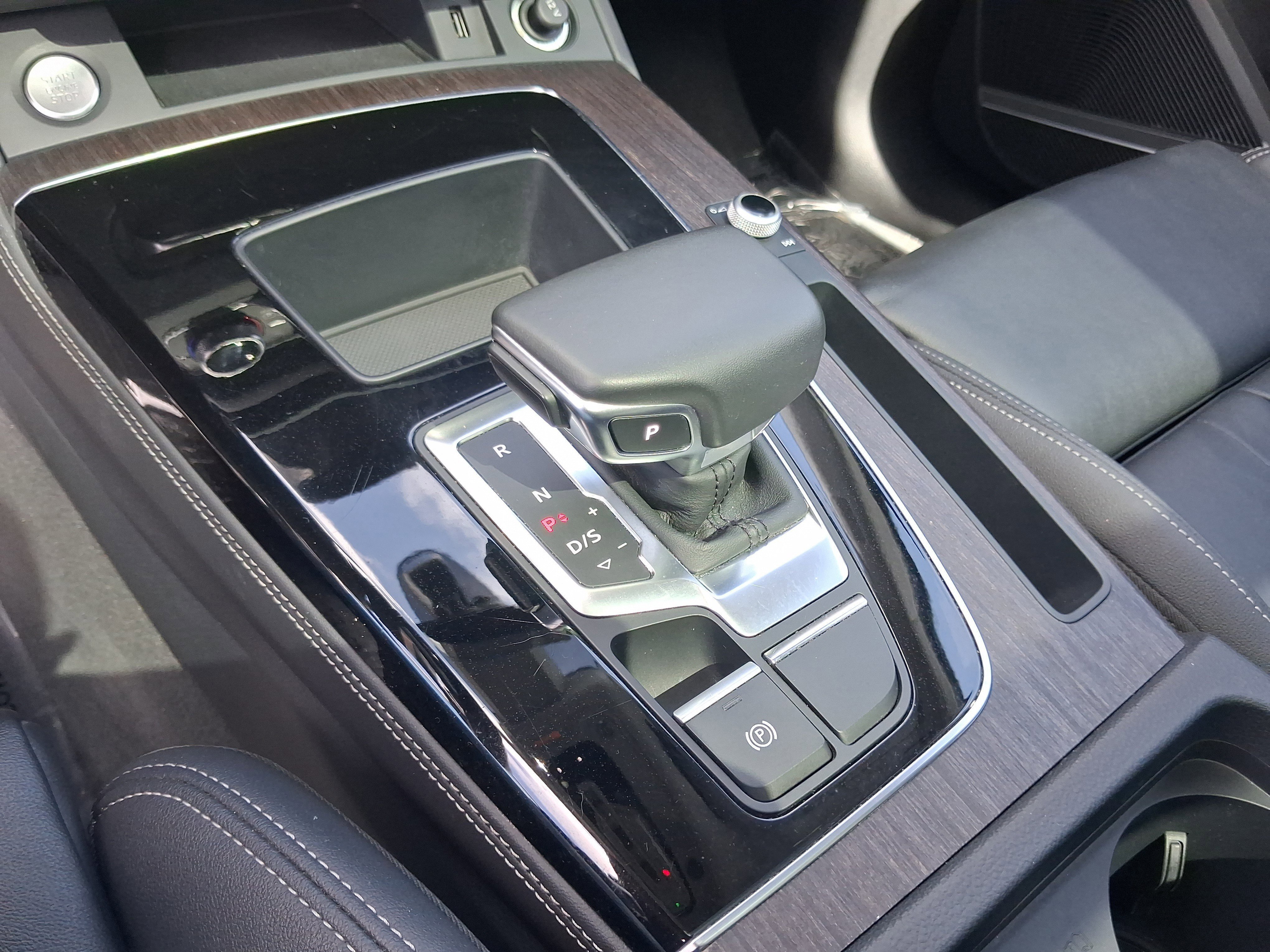 Used 2024 Audi Q5 2.0T Premium Plus AWD/4WD image 17