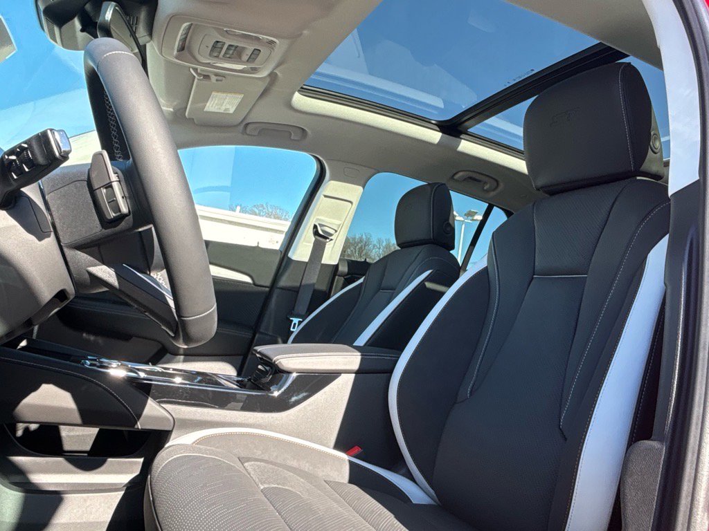 New 2025 Buick Envision Sport Touring image 15
