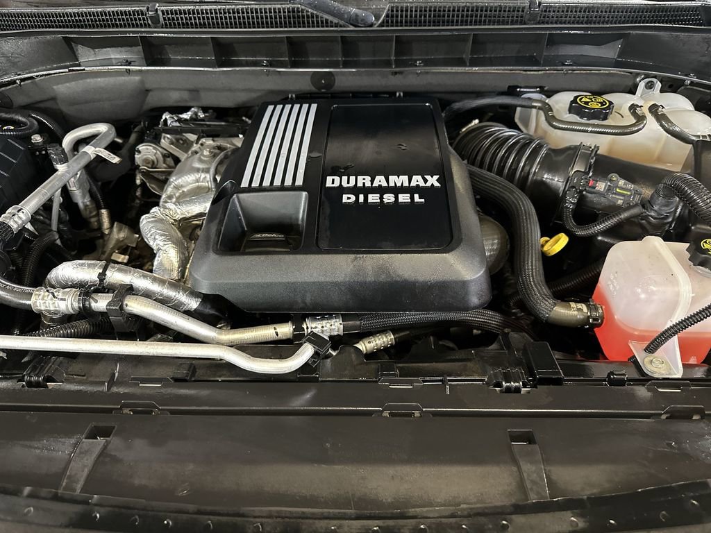 Used 2023 GMC Yukon SLT w/ SLT Premium Package image 33