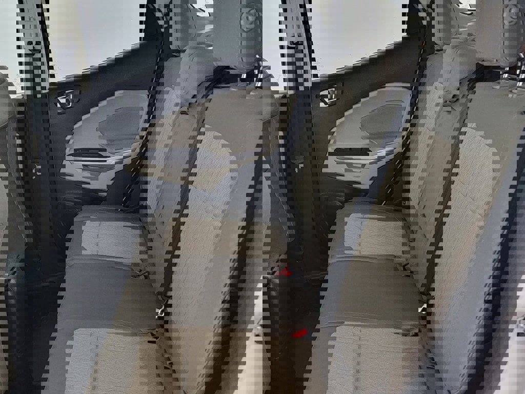 Used 2019 Ford EcoSport SE image 13