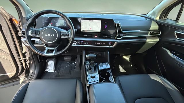 Used 2024 Kia Sportage EX FWD image 17