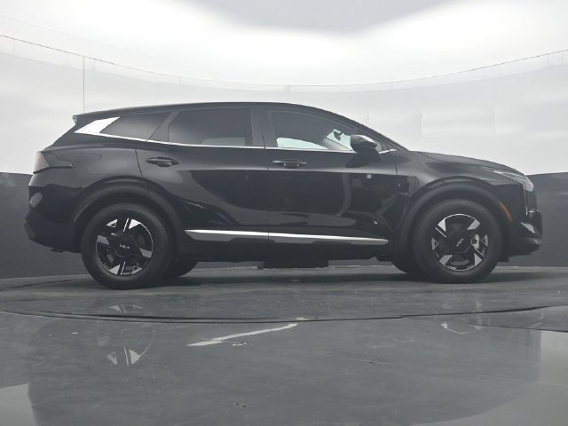 Used 2026 Kia Sportage LX FWD image 33