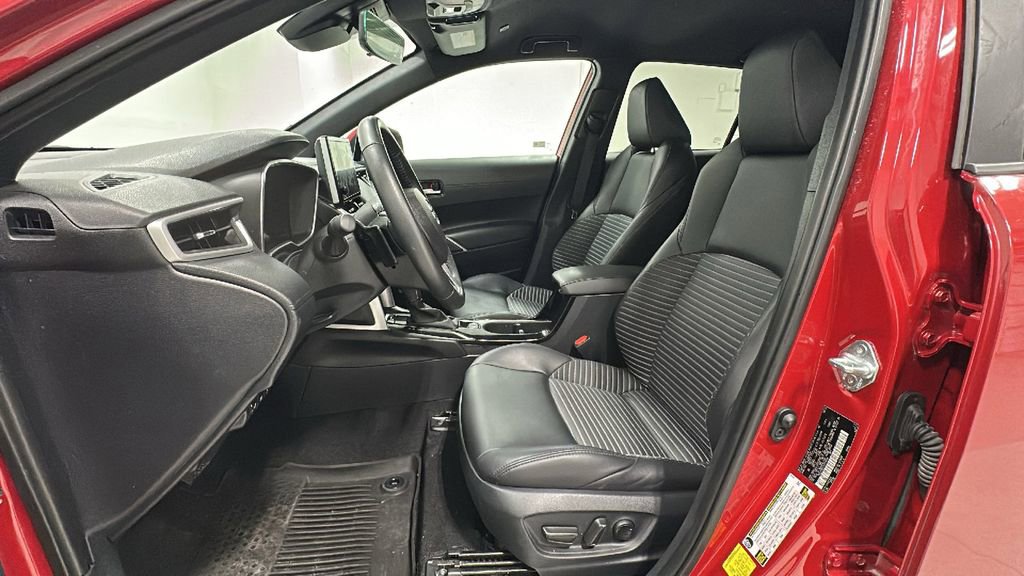 Used 2024 Toyota Corolla Cross XSE image 10