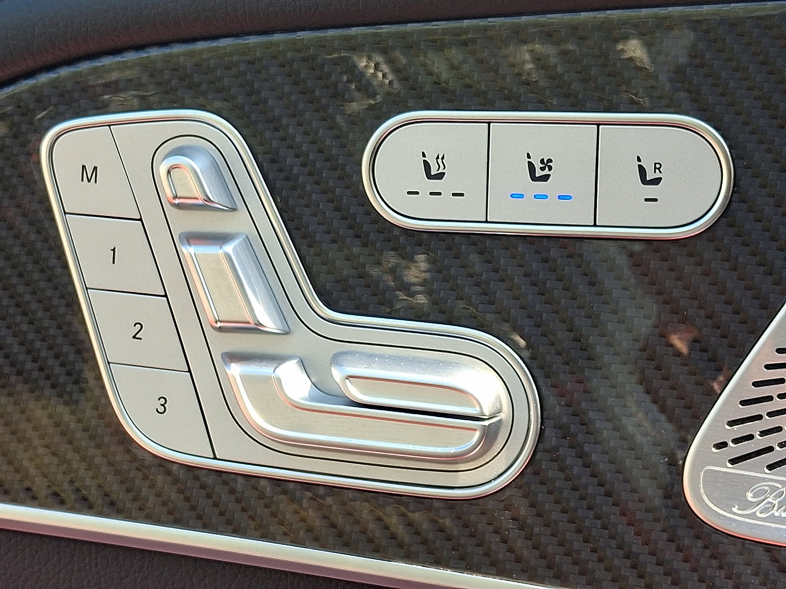 New 2026 Mercedes-Benz GLE 53 AMG 4MATIC image 17