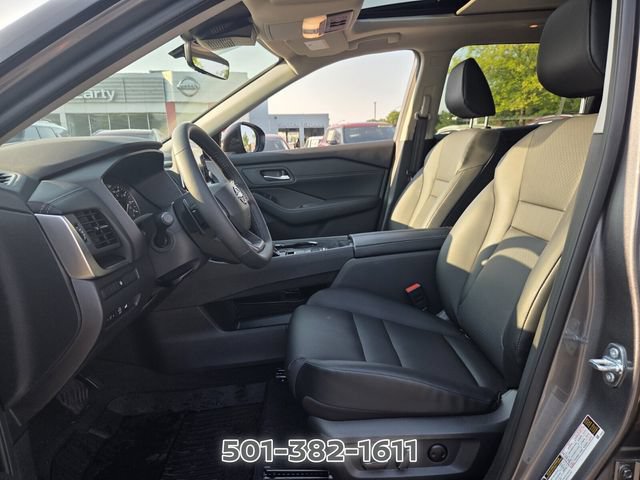 Used 2026 Nissan Rogue Dark Armor FWD image 9