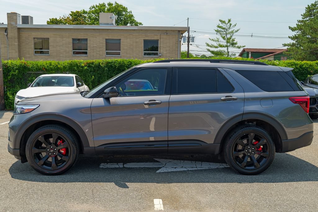 Used 2024 Ford Explorer ST w/ Equipment Group 401A AWD/4WD image 4