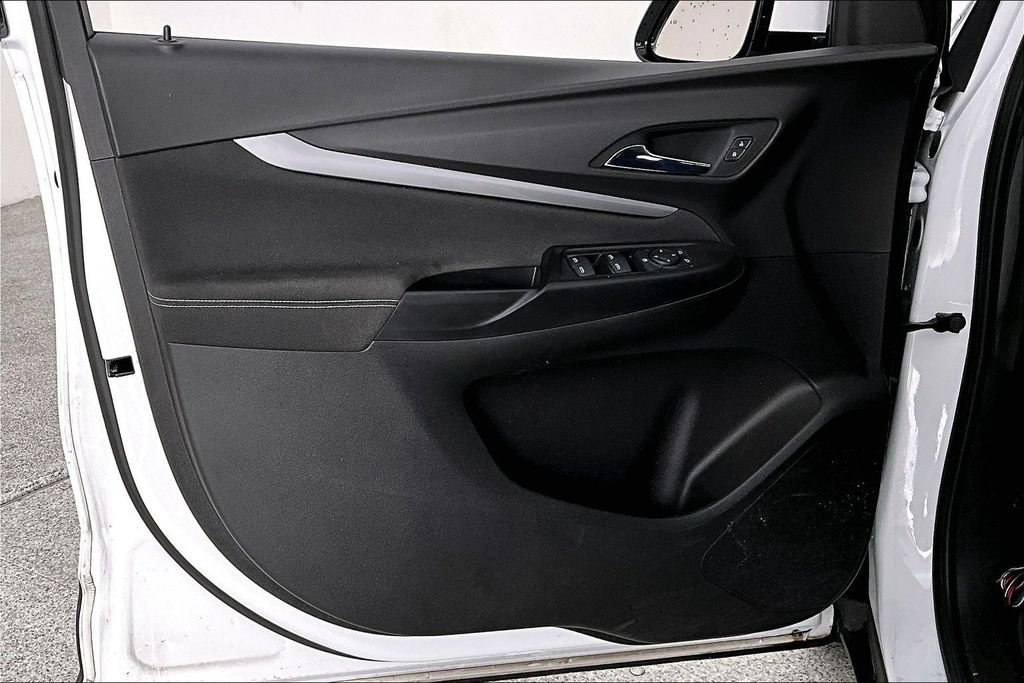 Used 2023 Chevrolet Bolt EUV LT w/ Driver Confidence Package FWD image 19